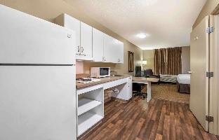 suburban studios columbus north