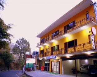 hotel avlokan near kainchi dham mandir