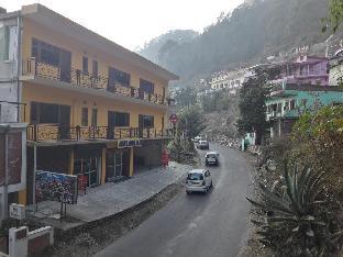 hotel avlokan near kainchi dham mandir