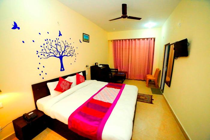 hotel avlokan near kainchi dham mandir
