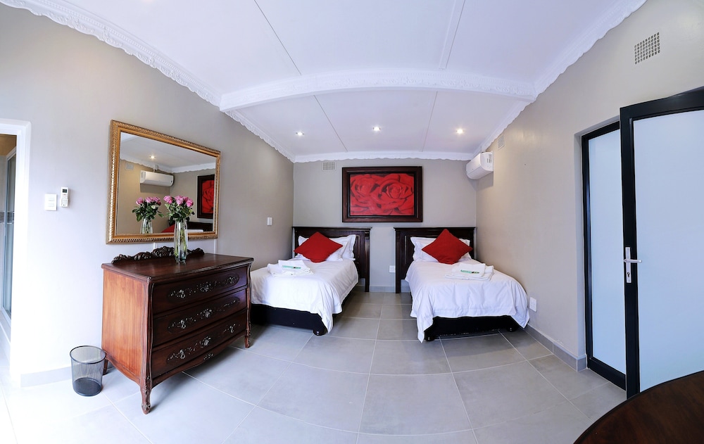 le grant guesthouse and conference facility
