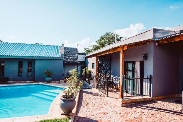 le grant guesthouse and conference facility