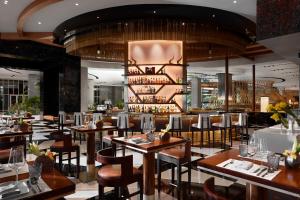 solaire resort entertainment city