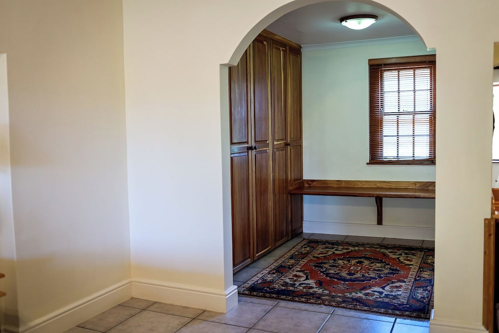 Altes Landhaus Country Lodge,Garden Route>>De Hoop,5 star