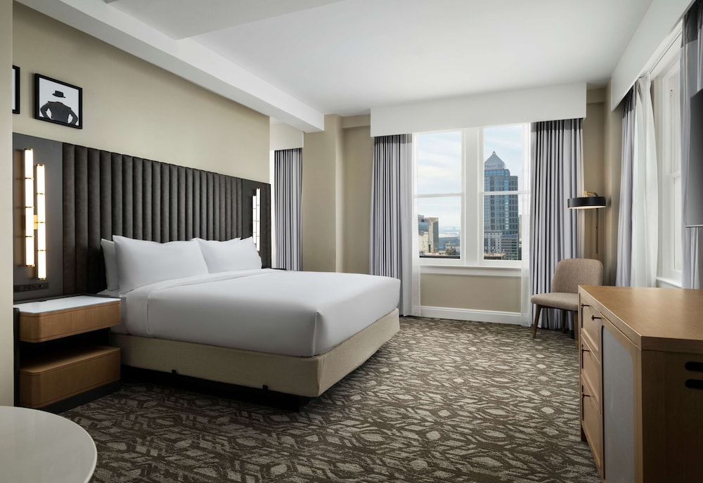 hotel flor tampa downtown tapestry collection by hilton