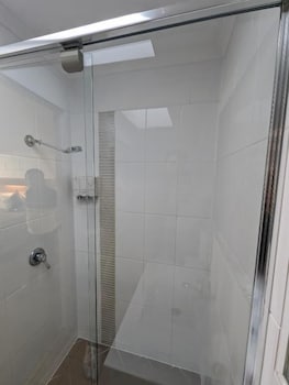 y motels rockhampton