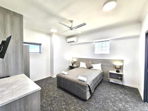 y motels rockhampton