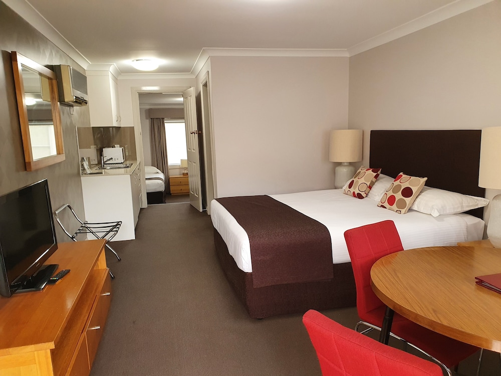 the aston motel tamworth