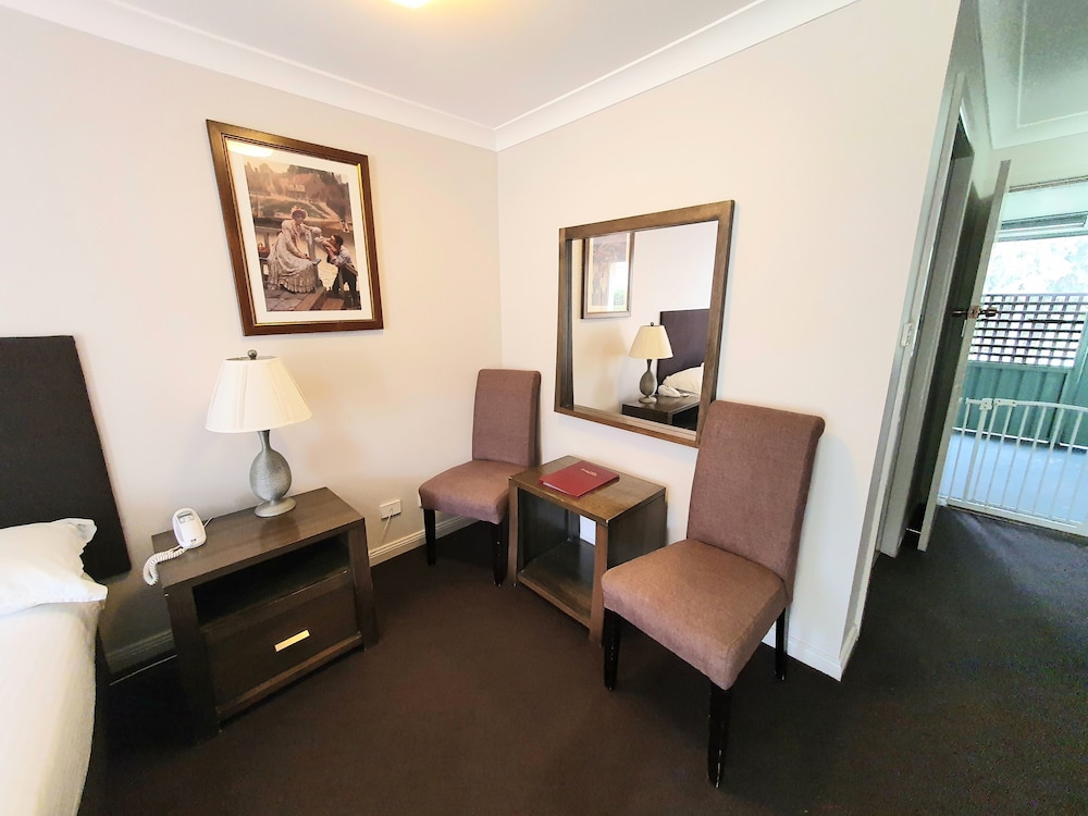 the aston motel tamworth