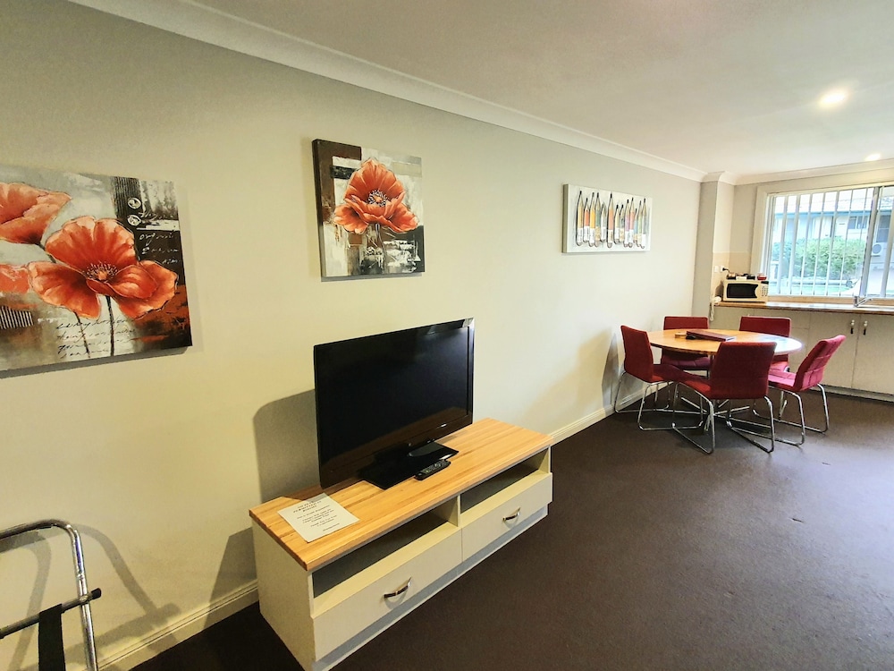 the aston motel tamworth