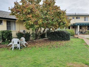 the aston motel tamworth