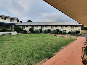 the aston motel tamworth