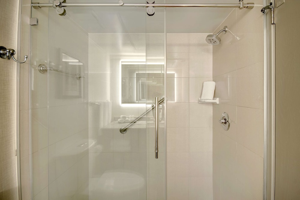 embassy suites by hilton jacksonville baymeadows