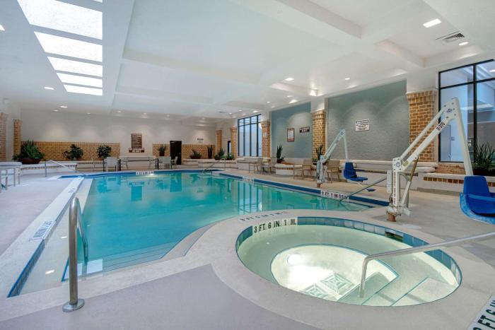 embassy suites by hilton jacksonville baymeadows