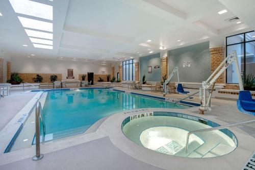 embassy suites by hilton jacksonville baymeadows