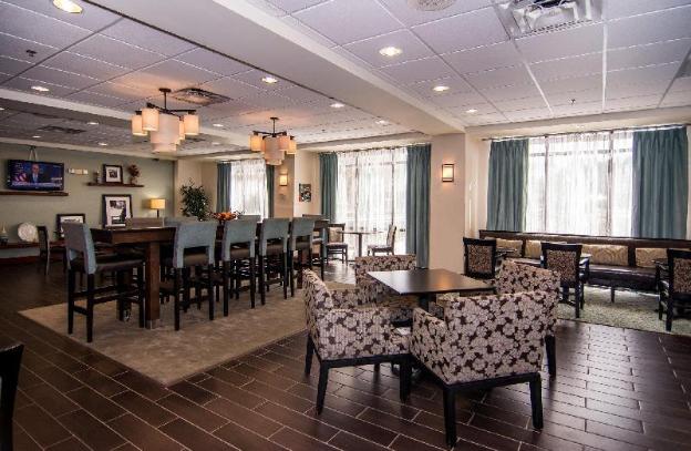 hampton inn jacksonville i 10 west