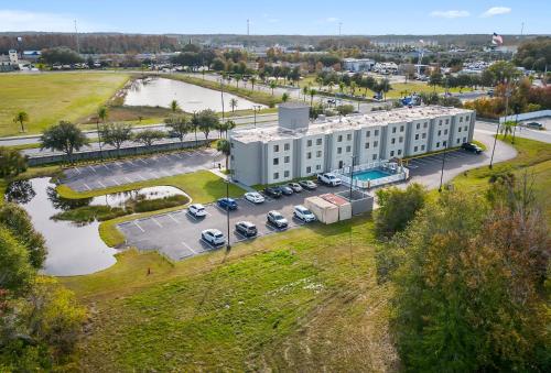 spot x hotel tampa bay by the red collection