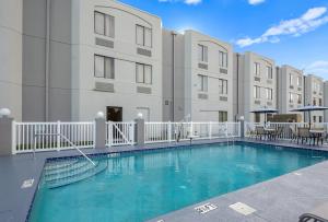 spot x hotel tampa bay by the red collection