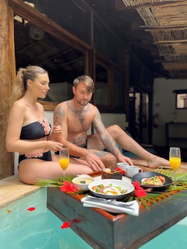 pepem holistic experience adults only
