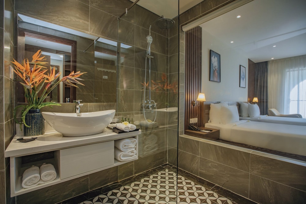 celina peninsula resort