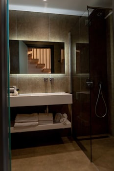 mirror hotel
