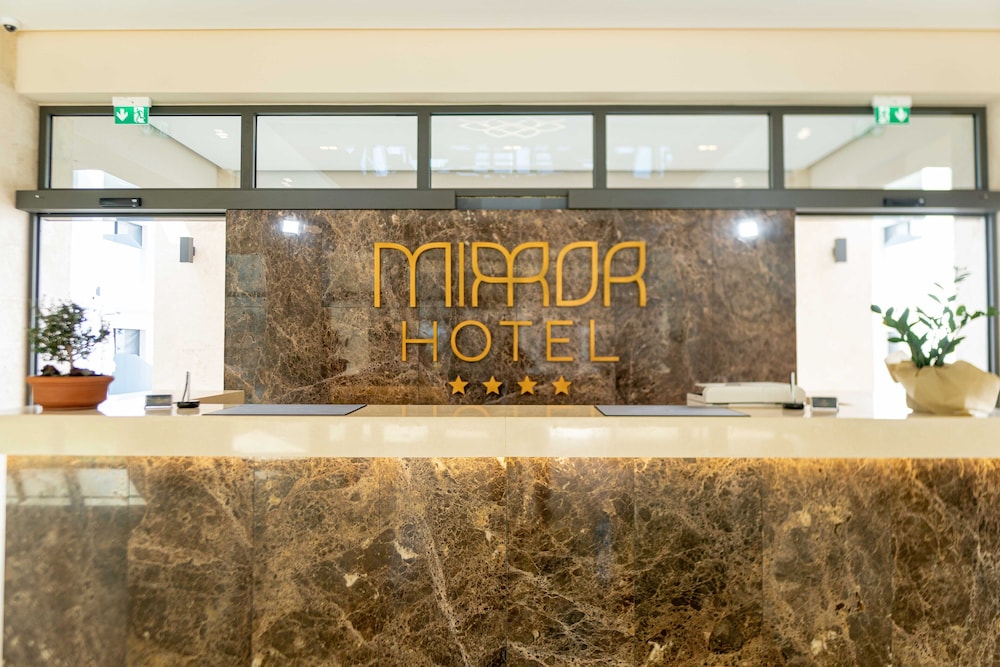 mirror hotel