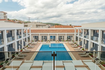 mirror hotel
