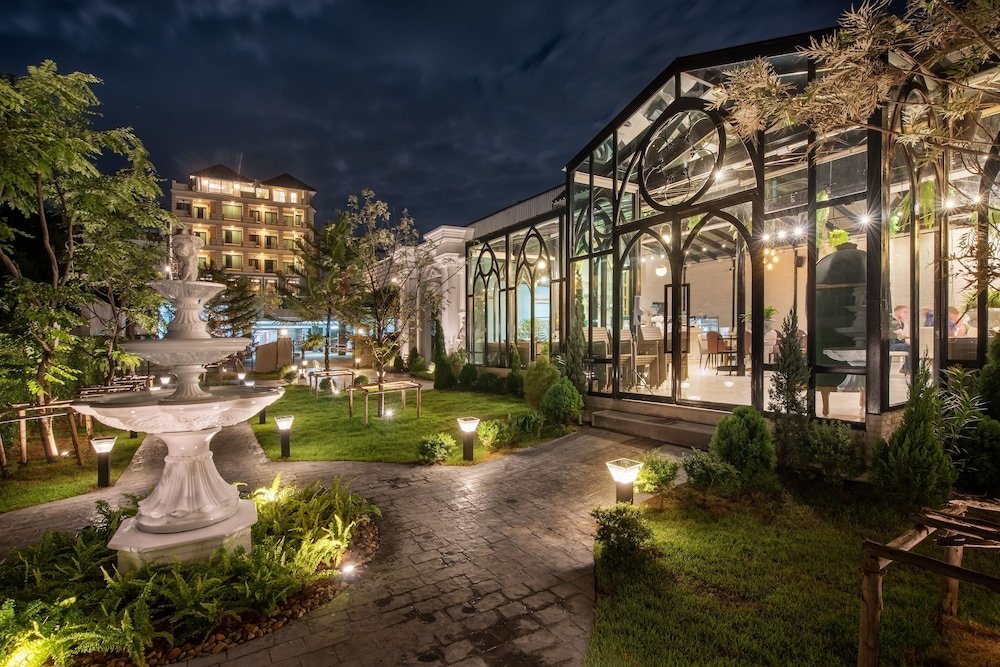 nine river hotel