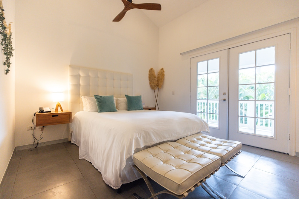 azul hotel and retreat