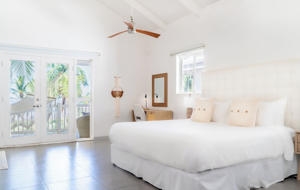 azul hotel and retreat