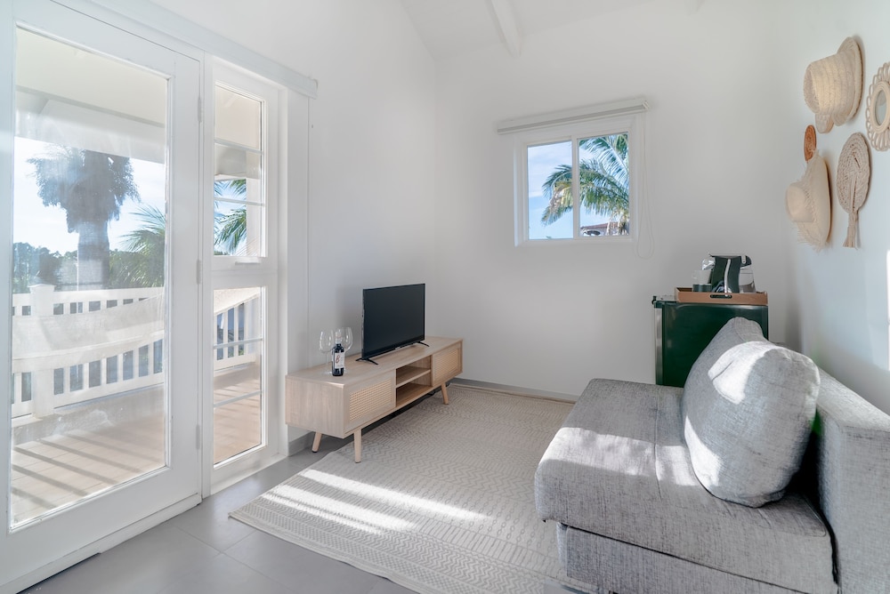 azul hotel and retreat