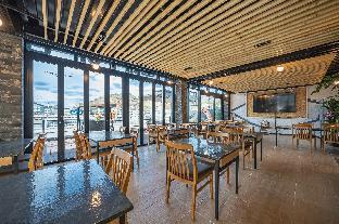 yeongdeok gangguhang cloud hotel