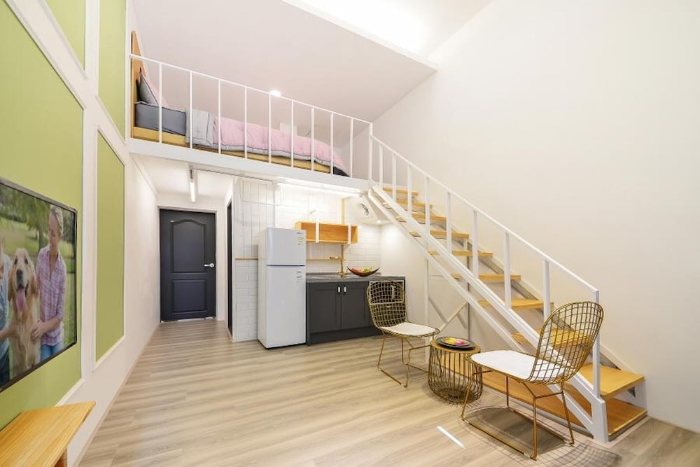 yeosu nangman pension