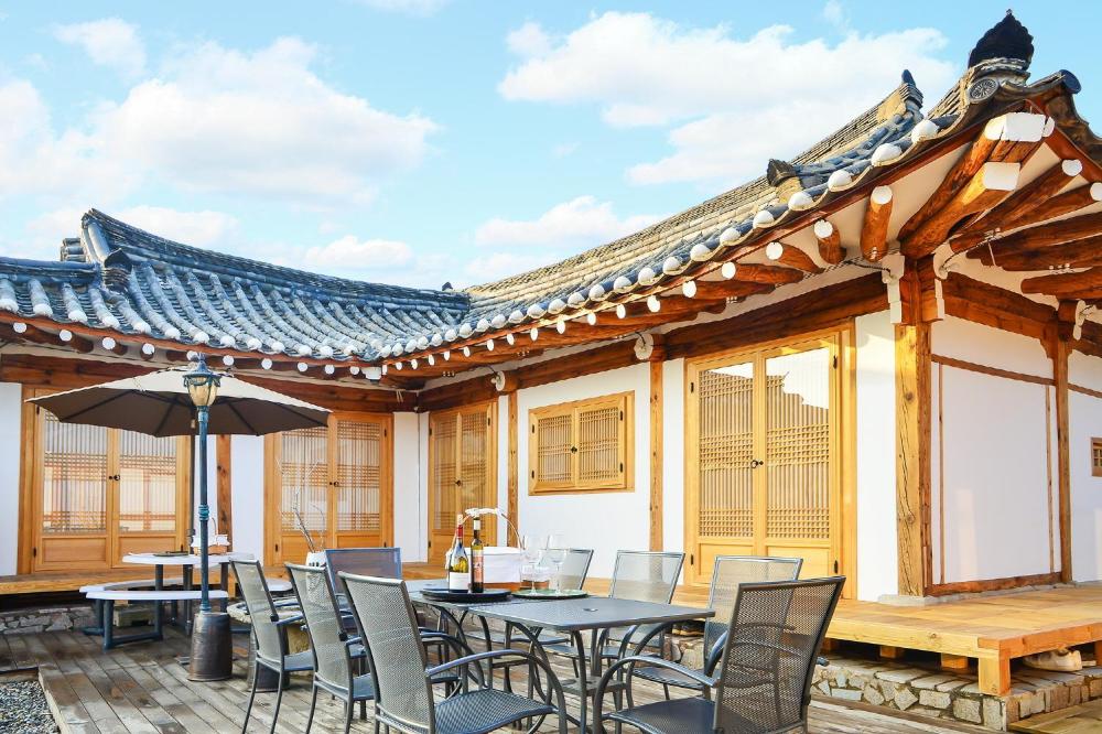 gyeongju hanokstay hangbokhanzip
