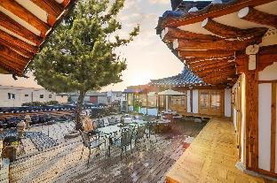 gyeongju hanokstay hangbokhanzip