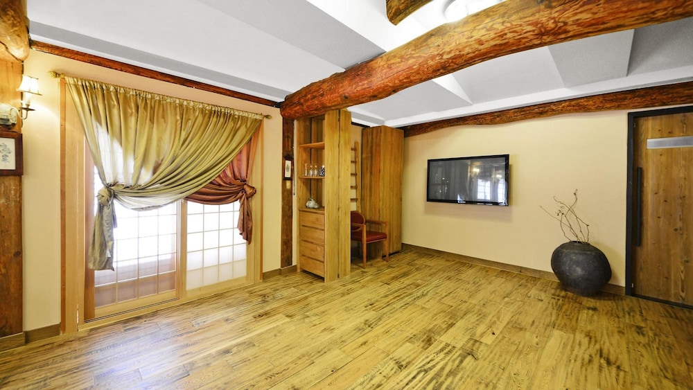gyeongju hanokstay hangbokhanzip