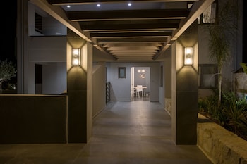 eleanthi modern living