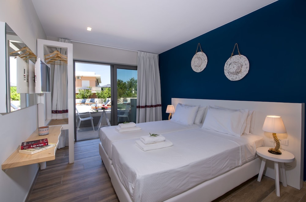 eleanthi modern living