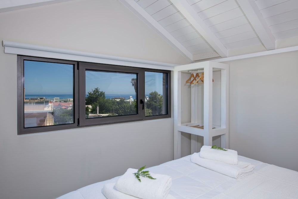 eleanthi modern living