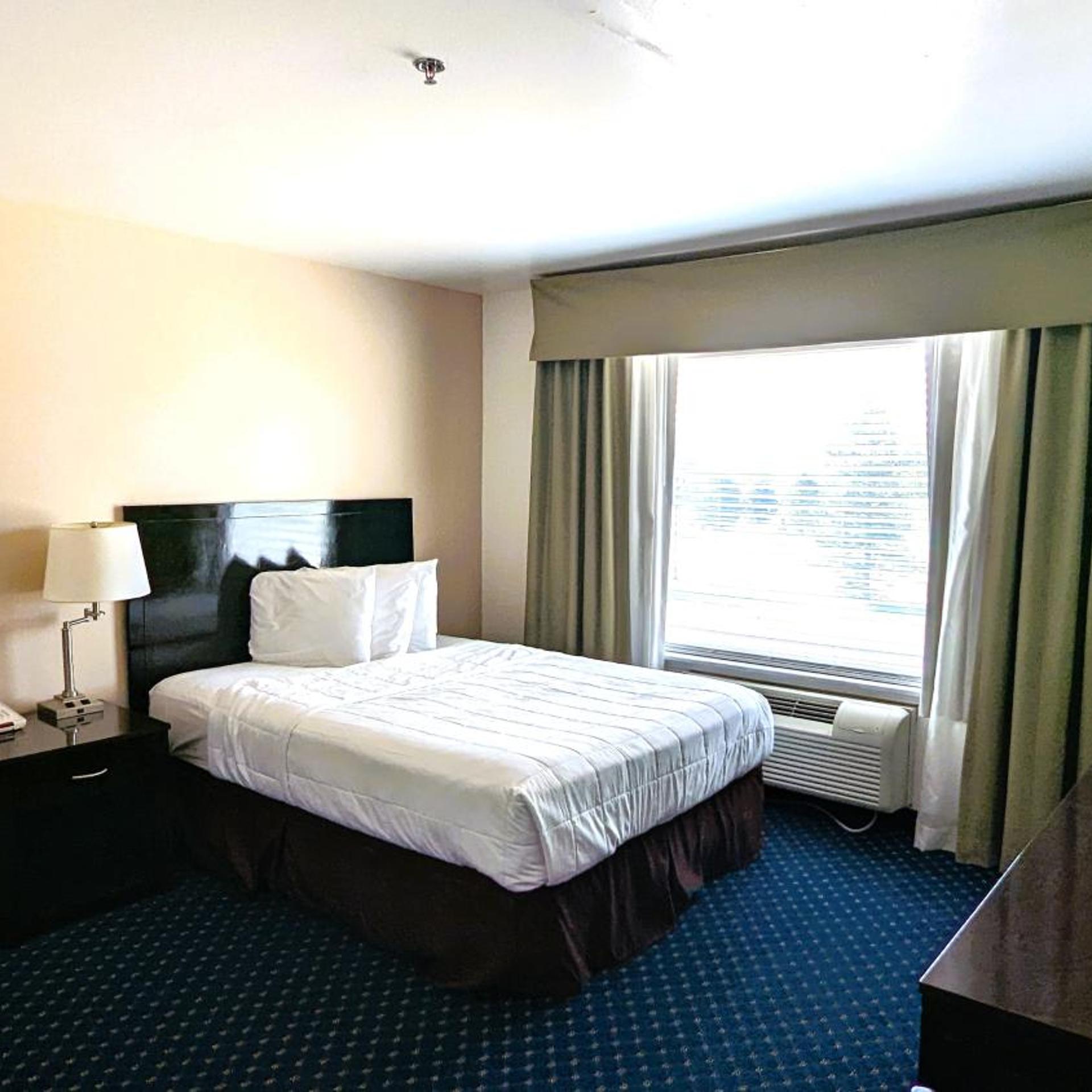 fairbridge inn and suites canadian