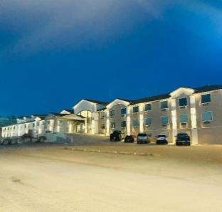 fairbridge inn and suites canadian