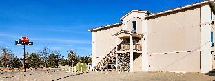 fairbridge inn and suites canadian