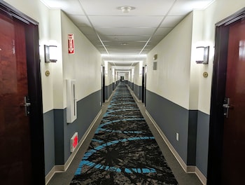 Fairbridge Inn & Suites Canadian,Hemphill>>Canadian,2.5 star