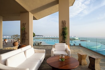 leptos panorama hotel
