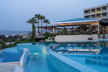 leptos panorama hotel