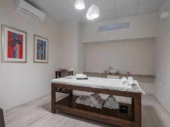 leptos panorama hotel