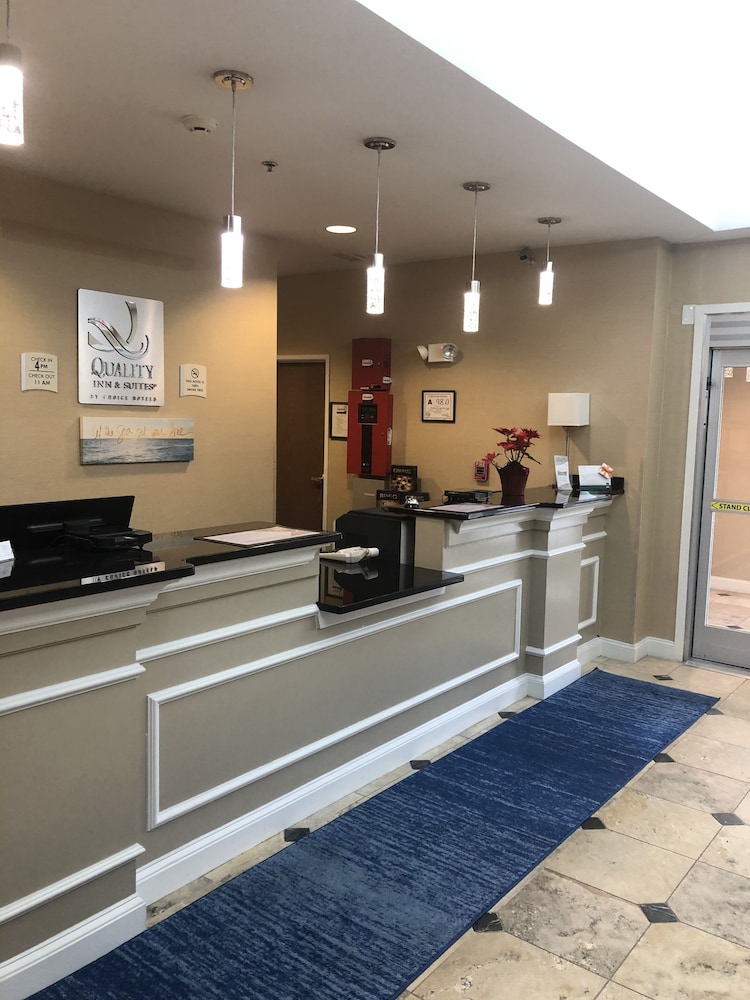 blue water inn and suites bw signature collection