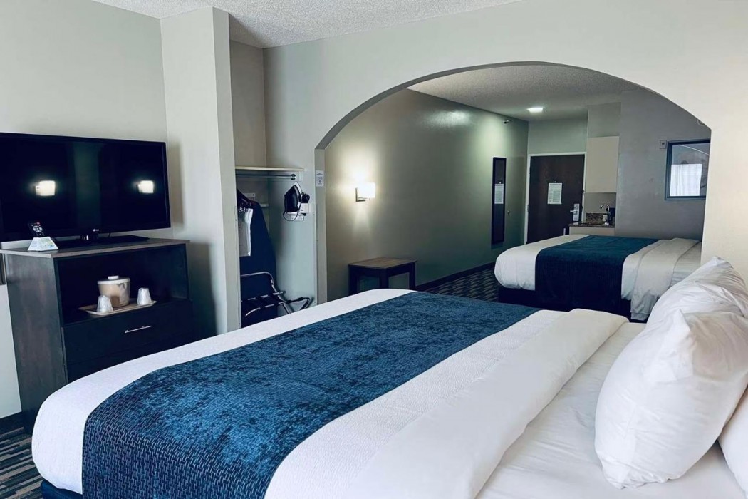 blue water inn and suites bw signature collection