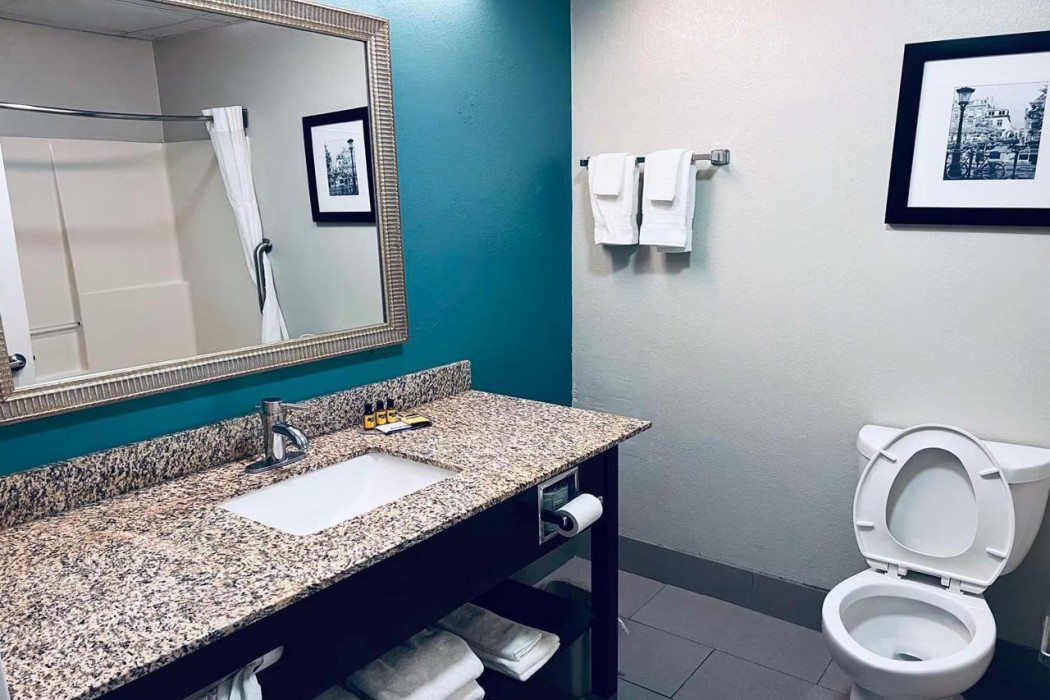 blue water inn and suites bw signature collection