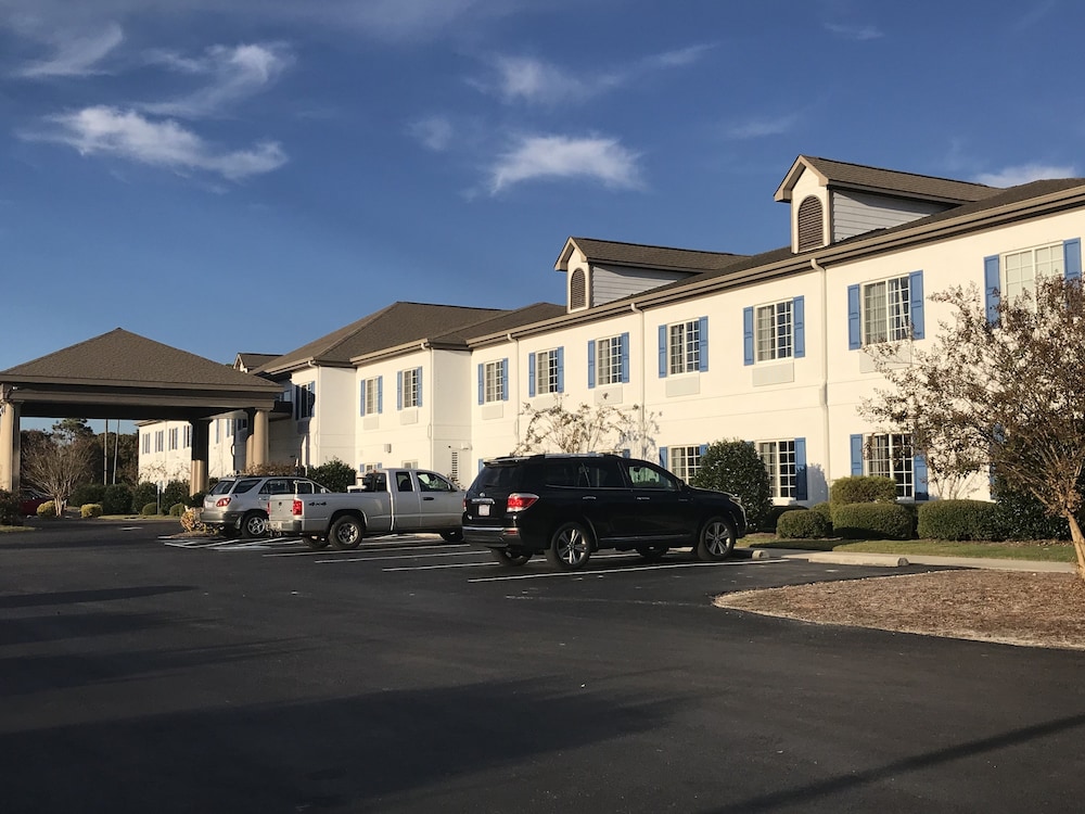 blue water inn and suites bw signature collection